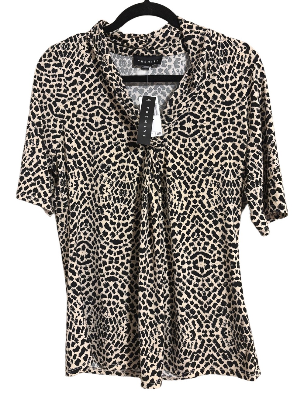 New Premise Black and Beige Animal Printed Short Sleeve Blouse Sz XL 22” Across